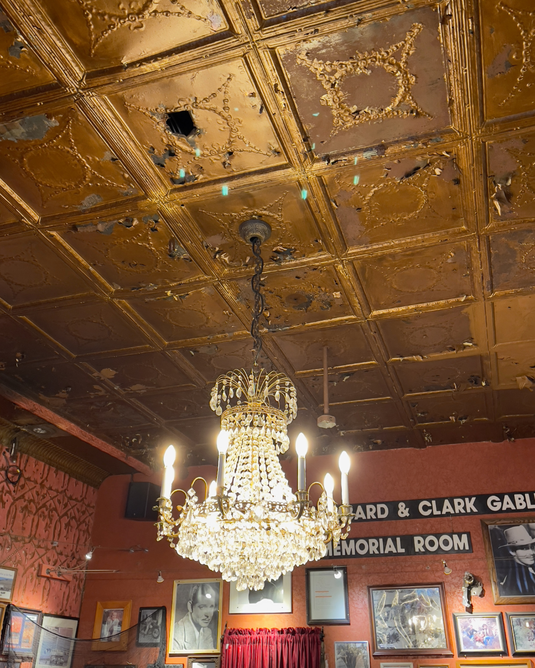A view of the Pioneer Saloon dining area / Clark Gable room with the original tin ceiling.