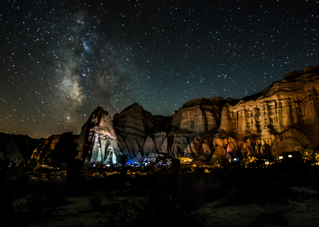 Red Rock Canyon LVT Perseid Meteor Shower 1024x730