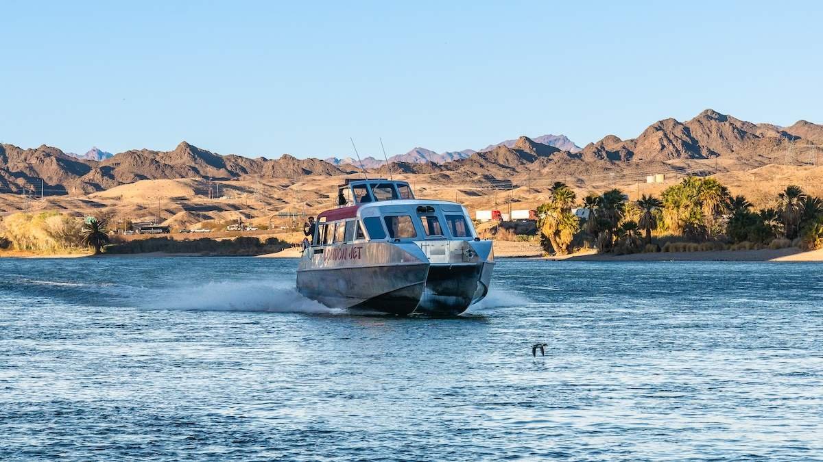 London Bridge Jet Boat Tours