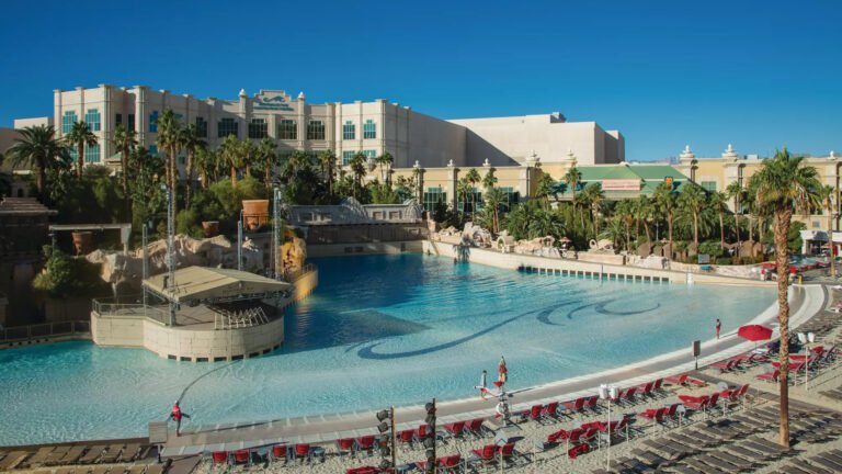 Mandalay Bay Beach